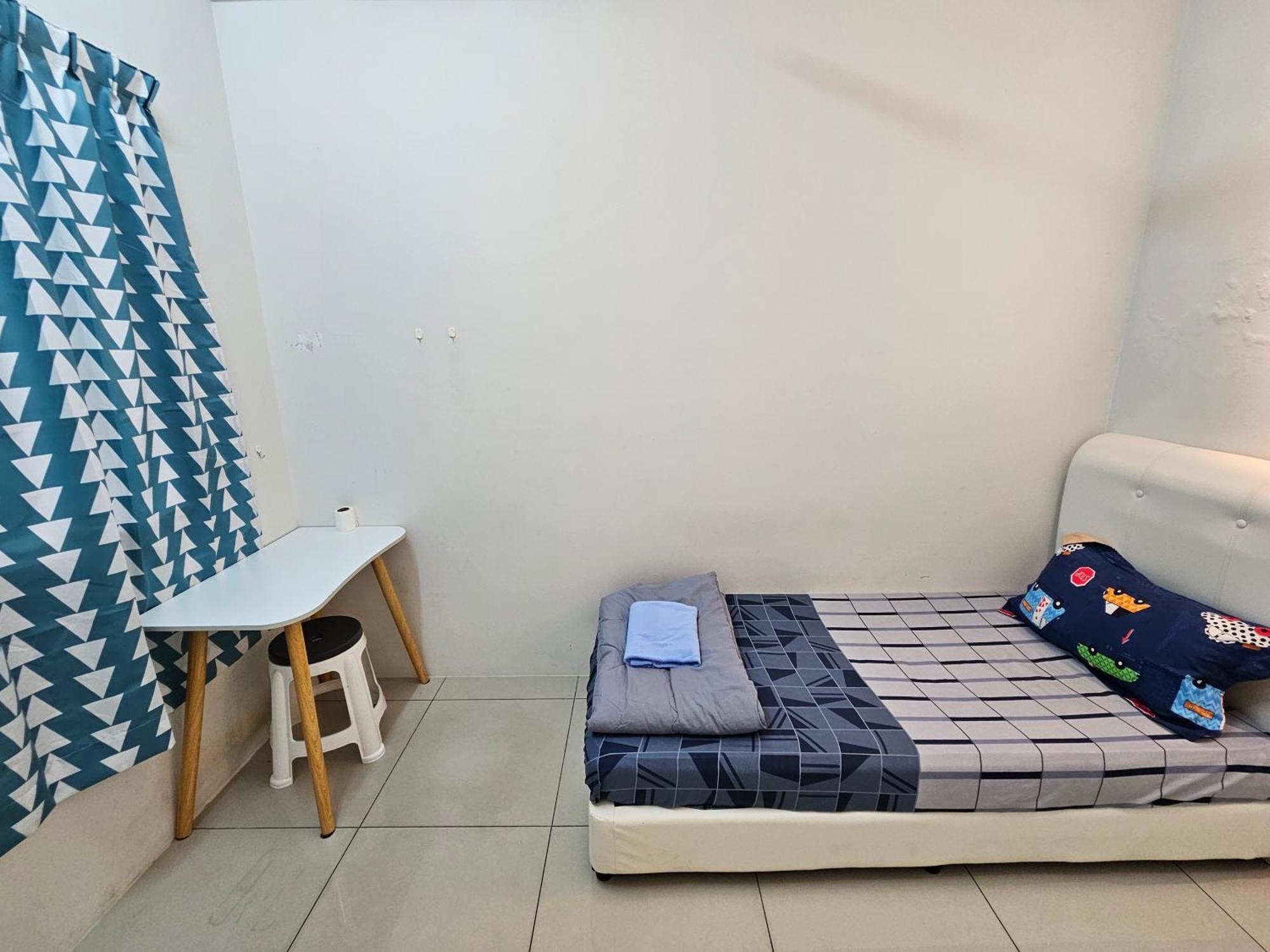 Color Mixed Home Hostel 乔治敦 外观 照片